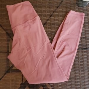Soft pink leggings